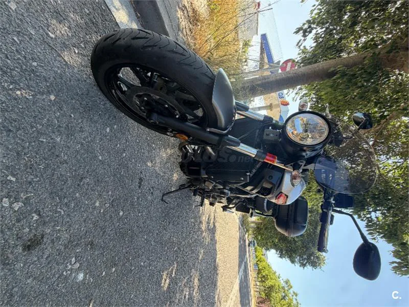 Yamaha XSR 700 – Vista 8