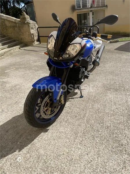 Aprilia Tuono 1000 R – Vista 2