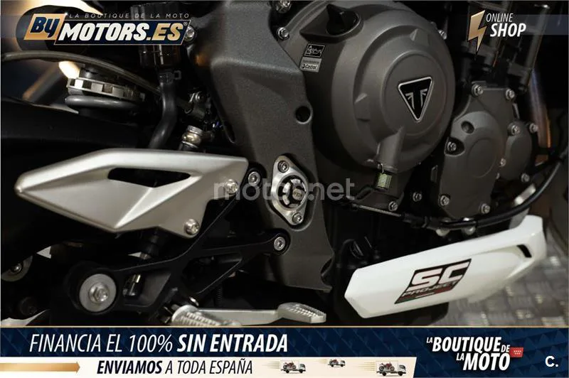 Triumph Street Triple – Vista 16