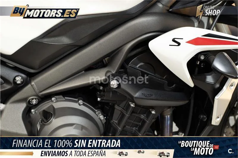 Triumph Street Triple – Vista 17