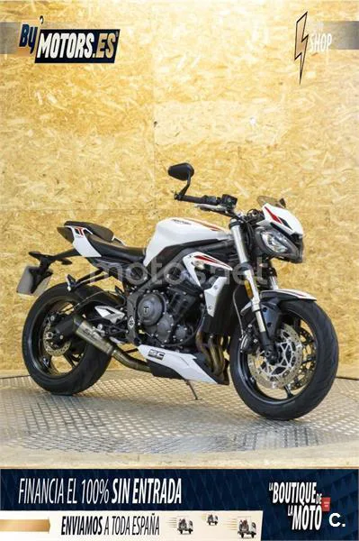 Triumph Street Triple – Vista 22