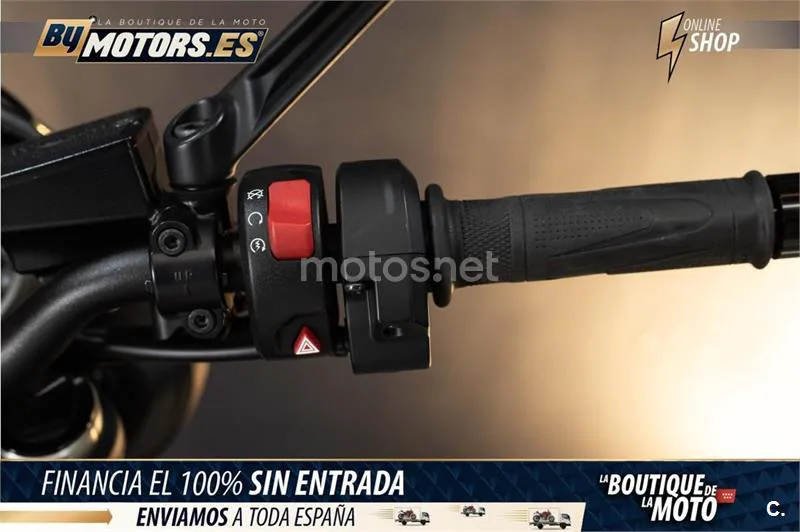 Triumph Street Triple – Vista 10
