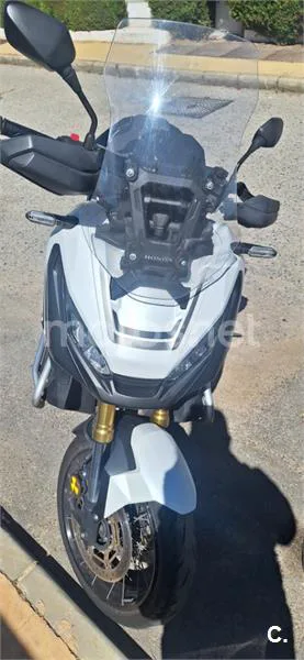 Honda X-ADV – Vista 4