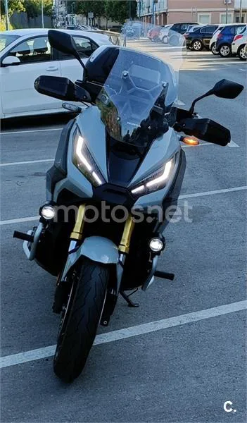 Honda X-ADV – Vista 2