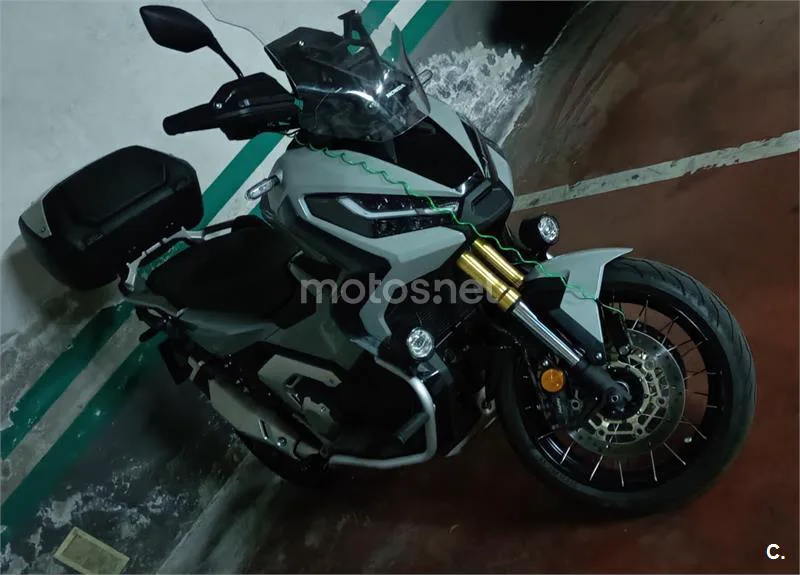 Honda X-ADV – Vista 7