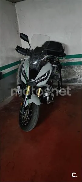 Honda X-ADV – Vista 9