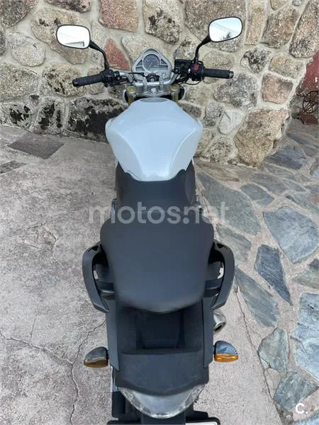 Honda CB 600 F Hornet – Vista 13