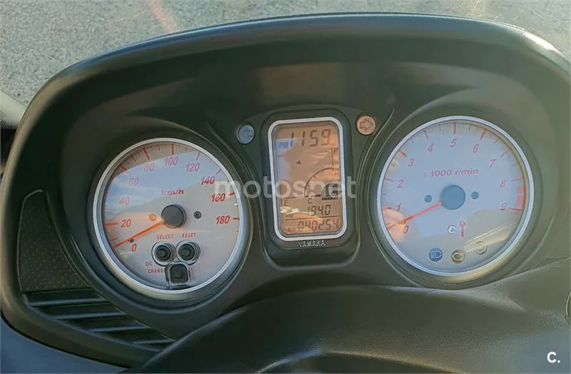 Yamaha TMAX 500 - Vista 16