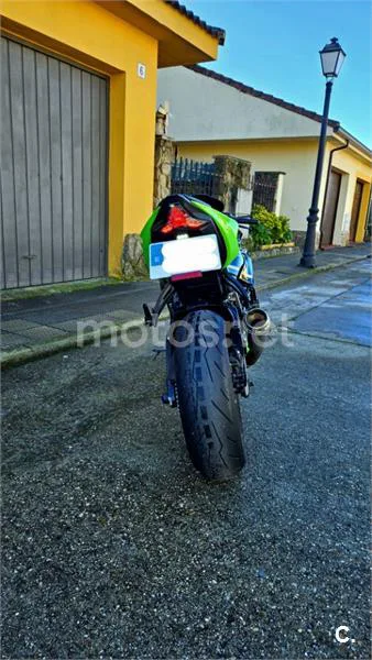Kawasaki Ninja ZX-6R - Vista 5