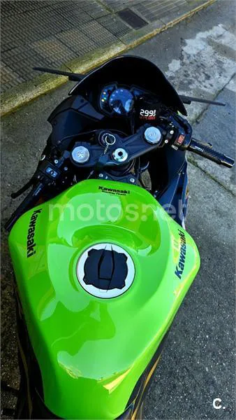 Kawasaki Ninja ZX-6R - Vista 6