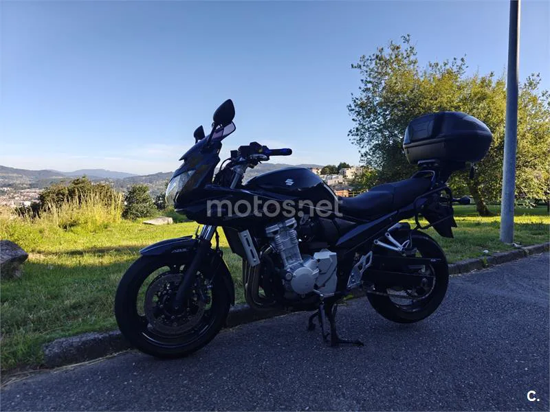 Suzuki Bandit 650 – Vista 4