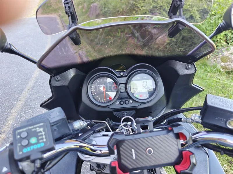 Suzuki Bandit 650 – Vista 7