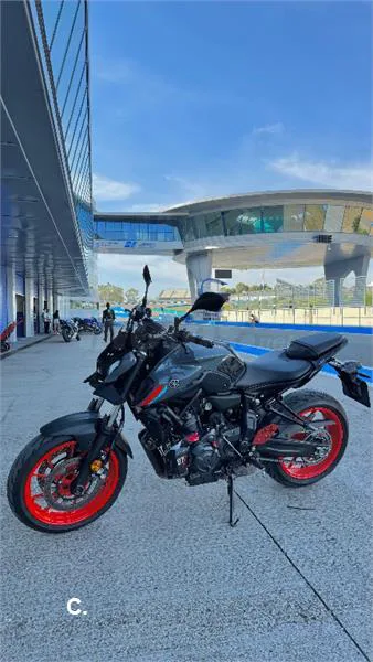 Yamaha MT-07 – Vista 3