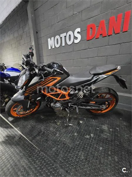 KTM 125 – Vista 4
