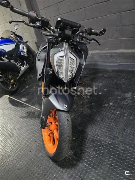 KTM 125 – Vista 5