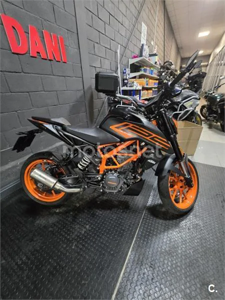 KTM 125 – Vista 8