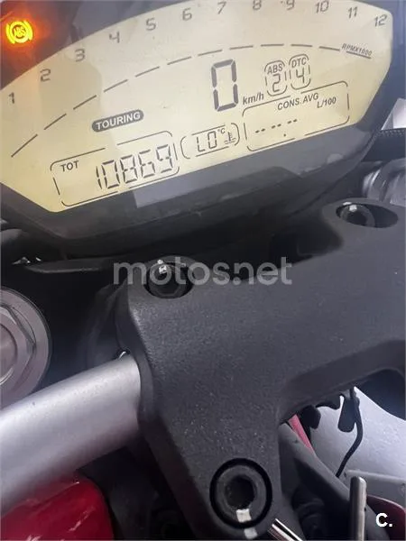 Ducati Monster 821 – Vista 4