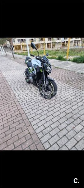 Kawasaki Z900 – Vista 3