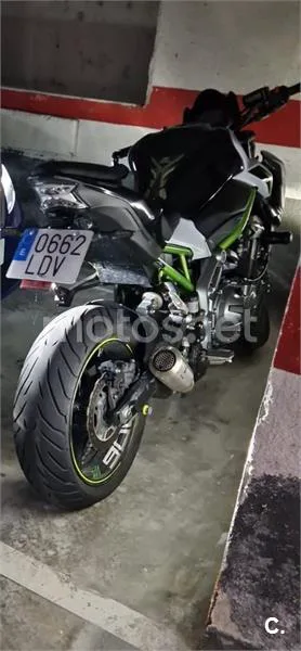Kawasaki Z900 – Vista 4
