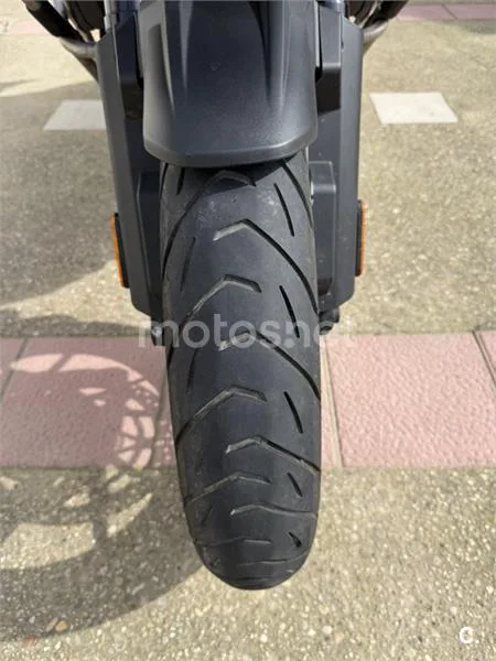 Triumph Tiger 1200 GT – Vista 5