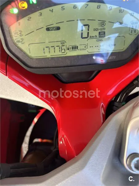 Ducati SuperSport - Vista 4