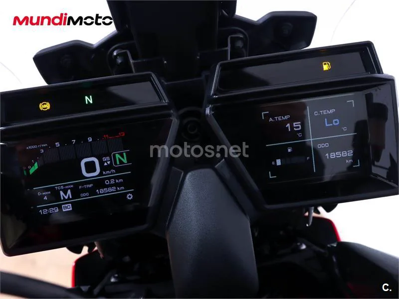 Yamaha Tracer 9 – Vista 12