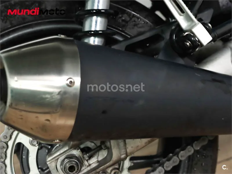 Triumph Speed Twin – Vista 16