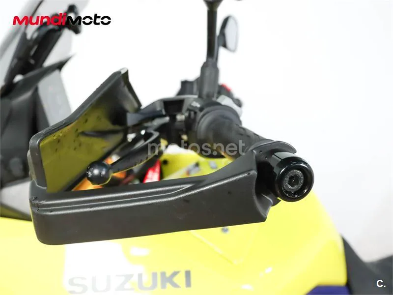 Suzuki V-Strom 800 – Vista 21
