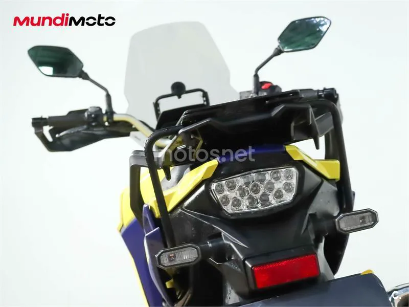 Suzuki V-Strom 800 – Vista 9