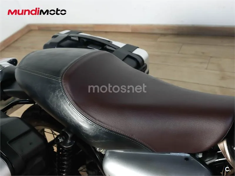 Kawasaki W800 – Vista 16