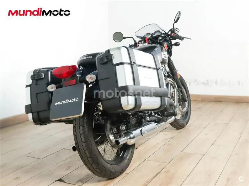 Kawasaki W800 – Vista 3