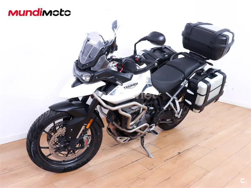 Triumph Tiger 900 – Vista 7