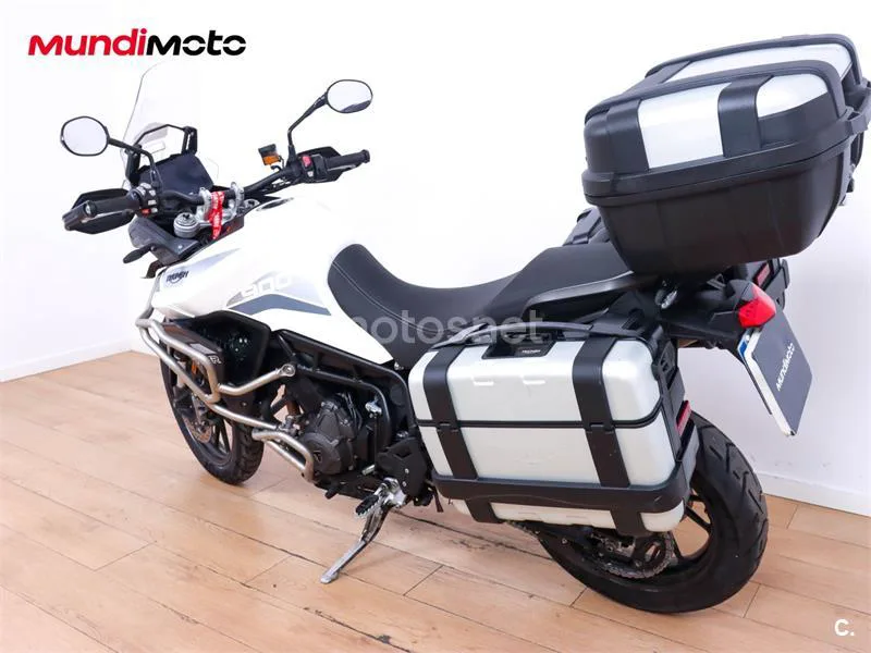 Triumph Tiger 900 – Vista 8