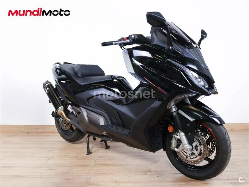 Kymco AK 550 – Vista 3