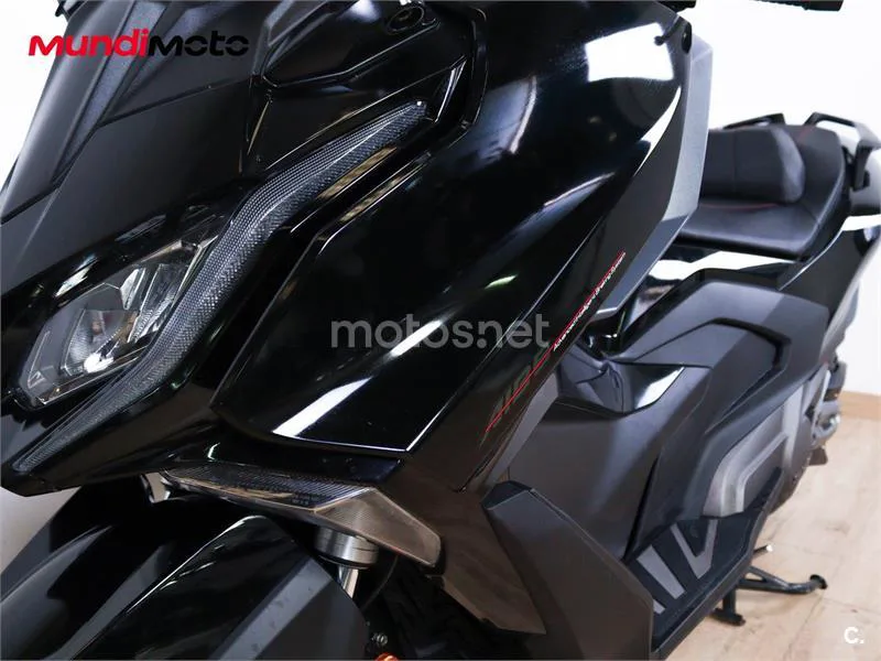 Kymco AK 550 – Vista 10