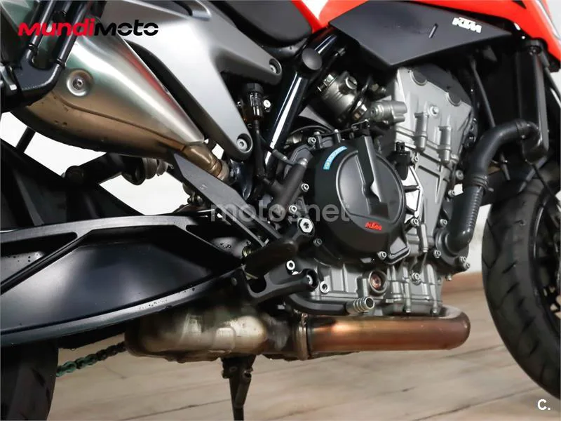 KTM 790 – Vista 4