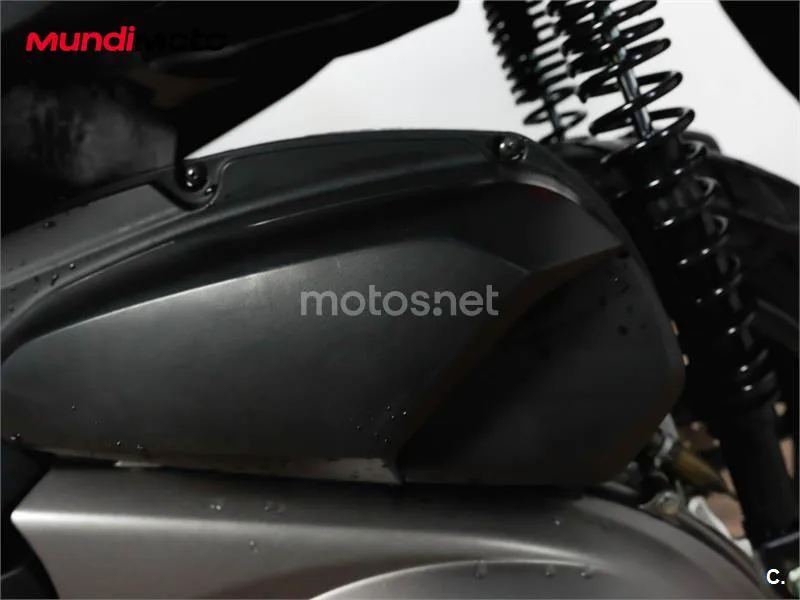 Honda Forza – Vista 17
