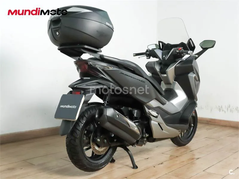 Honda Forza – Vista 3