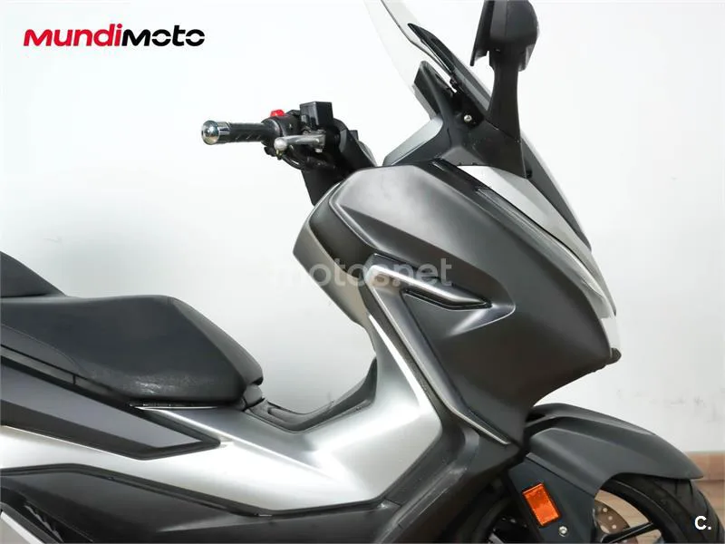 Honda Forza – Vista 34