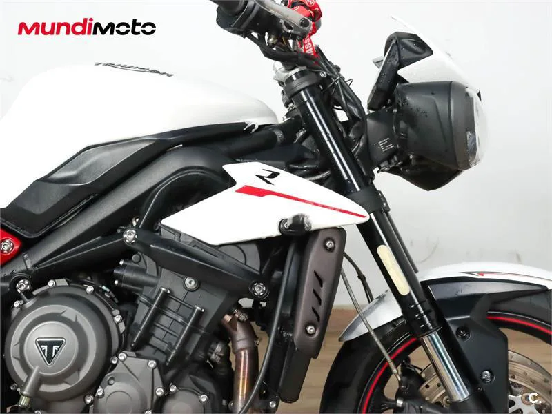 Triumph Street Triple – Vista 18