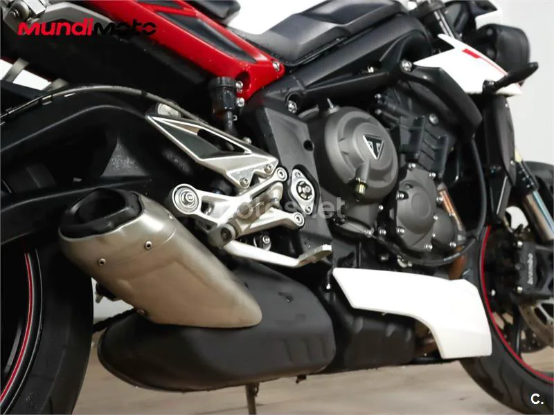 Triumph Street Triple – Vista 4