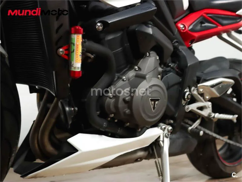 Triumph Street Triple – Vista 10