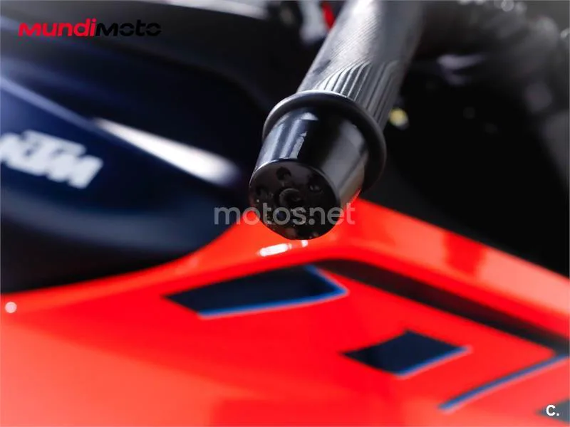 KTM 125 – Vista 16
