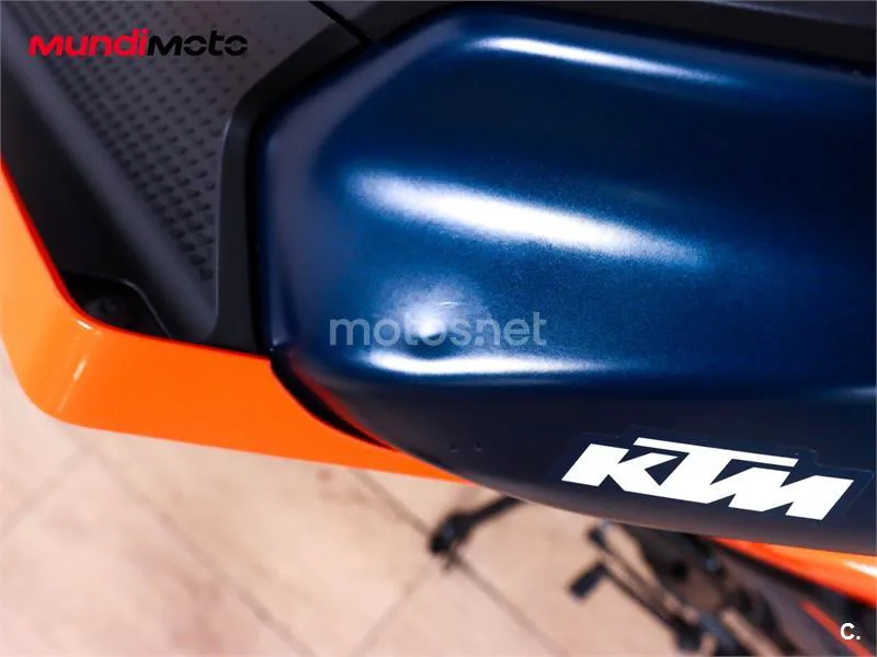 KTM 125 – Vista 21