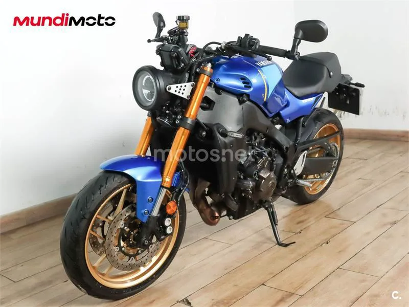 Yamaha XSR 900 – Vista 7