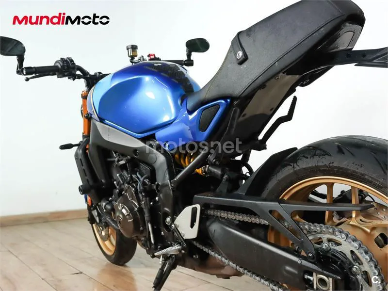 Yamaha XSR 900 – Vista 9