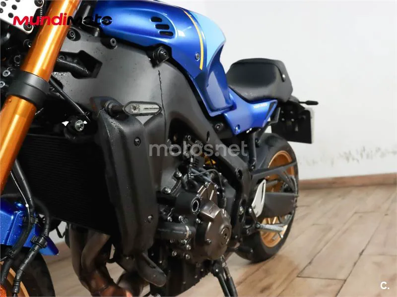 Yamaha XSR 900 – Vista 10