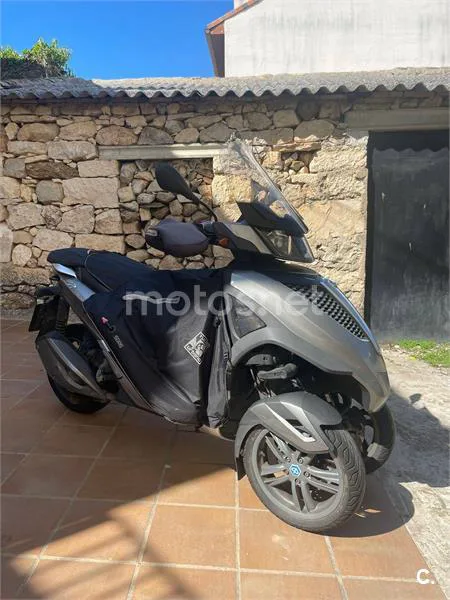 Piaggio MP3 Yourban 300 LT – Vista 3