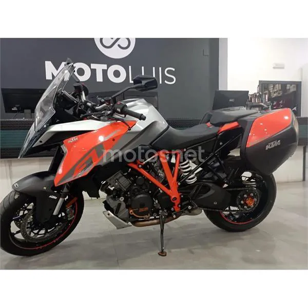KTM 1290 Super Duke GT – Vista 7