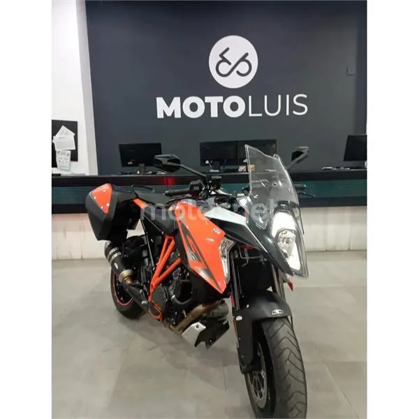 KTM 1290 Super Duke GT – Vista 8